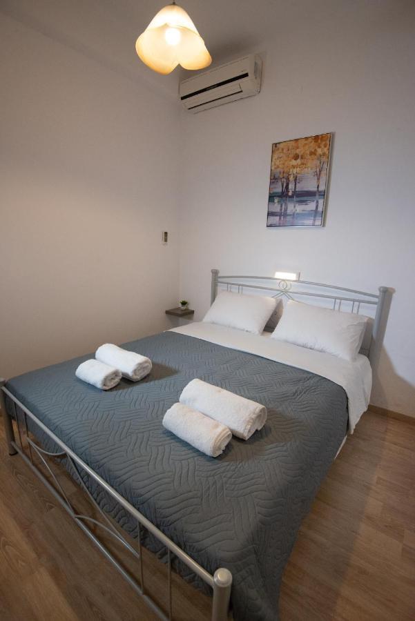 Salty Alley Seaside Apartment 罗希姆诺 外观 照片