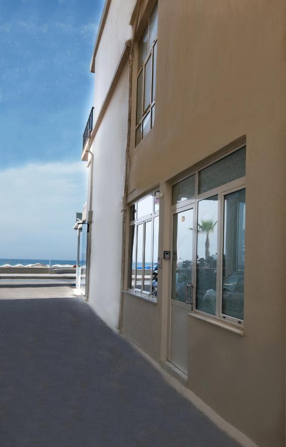 Salty Alley Seaside Apartment 罗希姆诺 外观 照片
